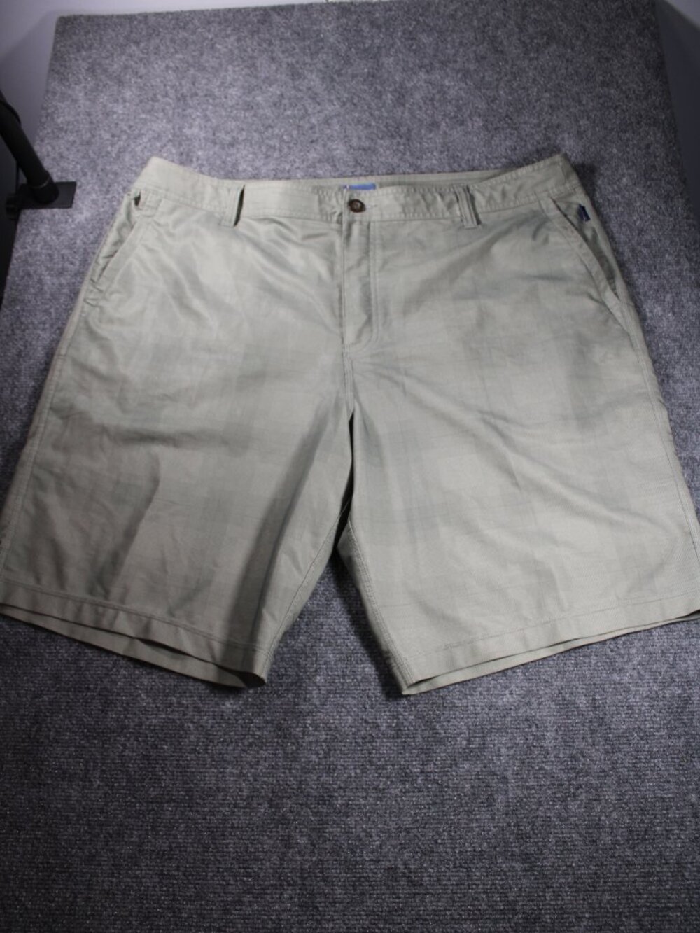 Jack O'Neill Collection Men's Size 40” Waist 4-Pockets Poly Shorts